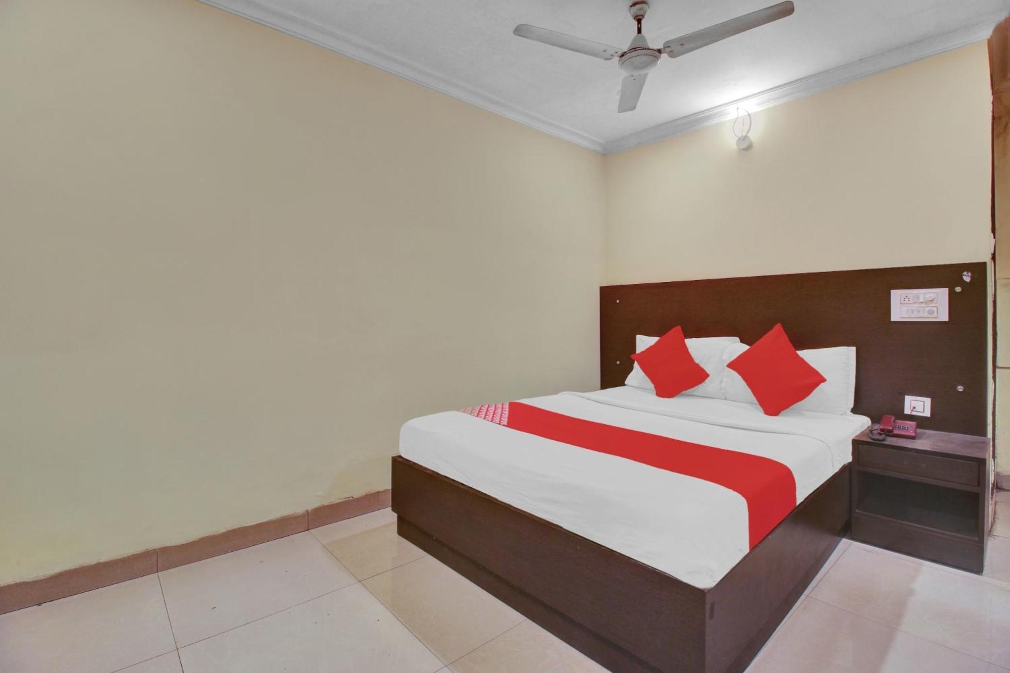 Hotel O Happy Rooms Hyderabad Bagian luar foto