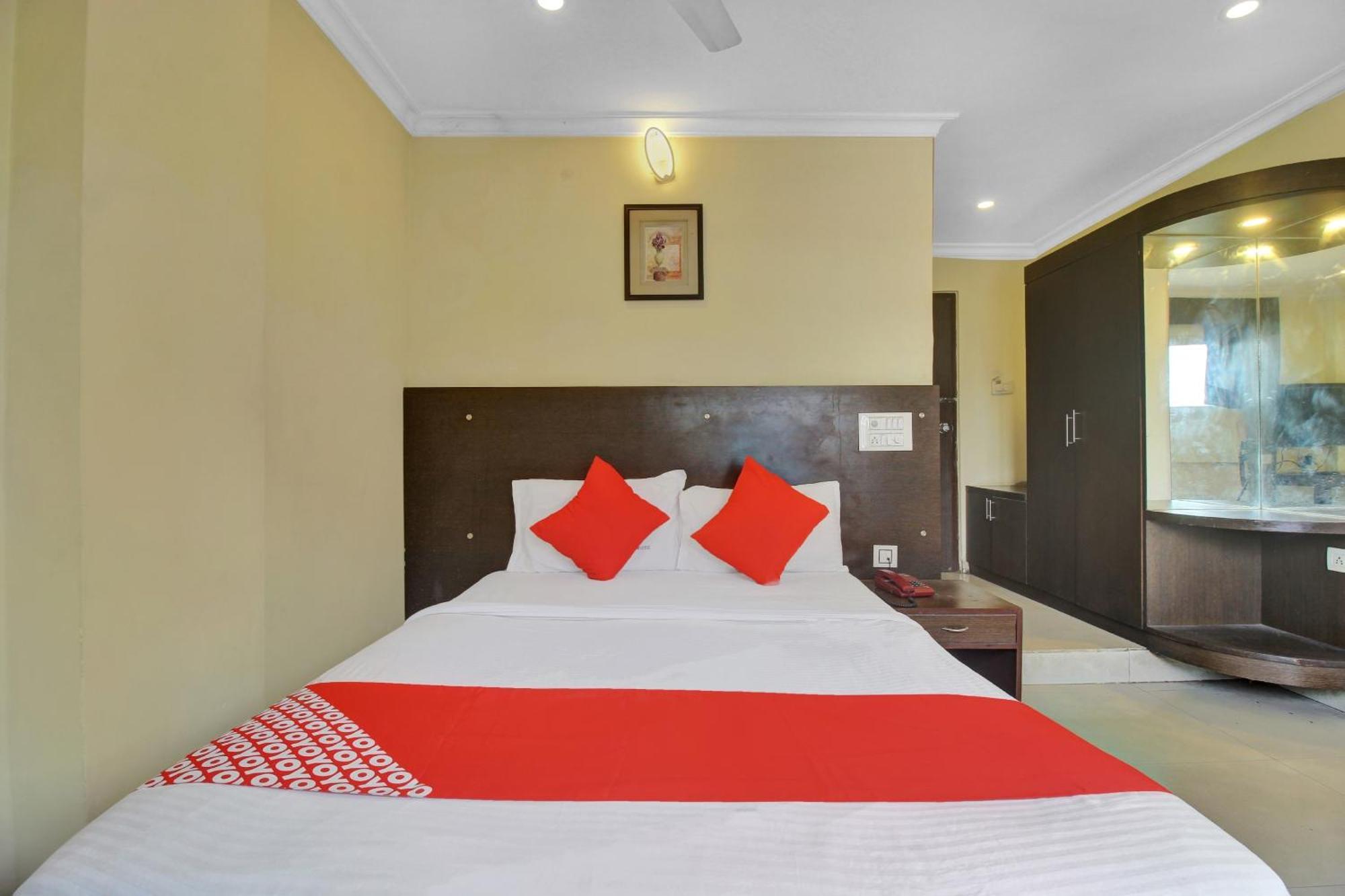 Hotel O Happy Rooms Hyderabad Bagian luar foto