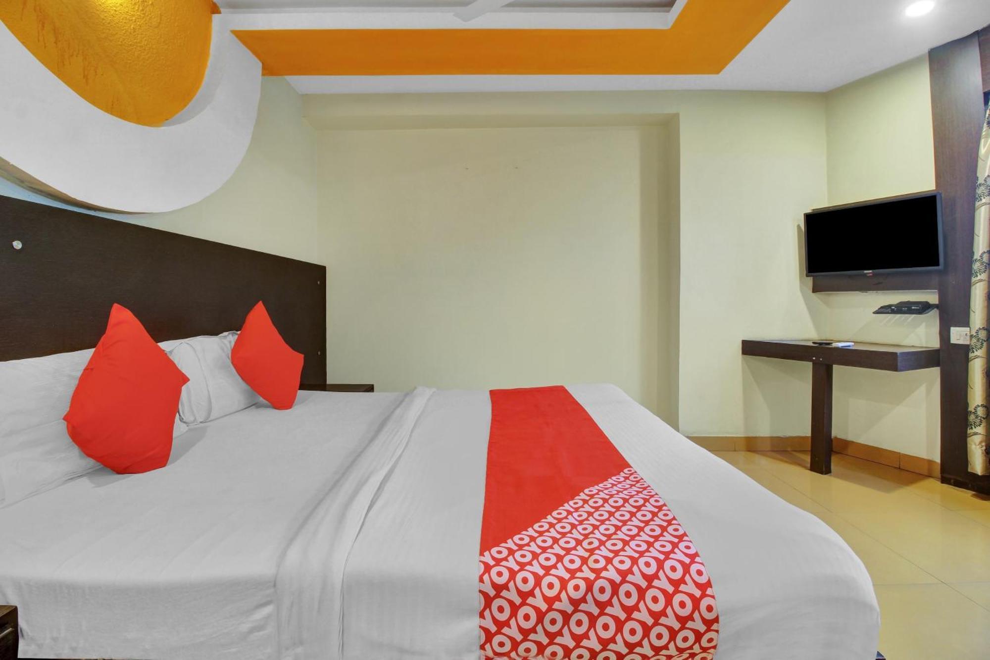 Hotel O Happy Rooms Hyderabad Bagian luar foto