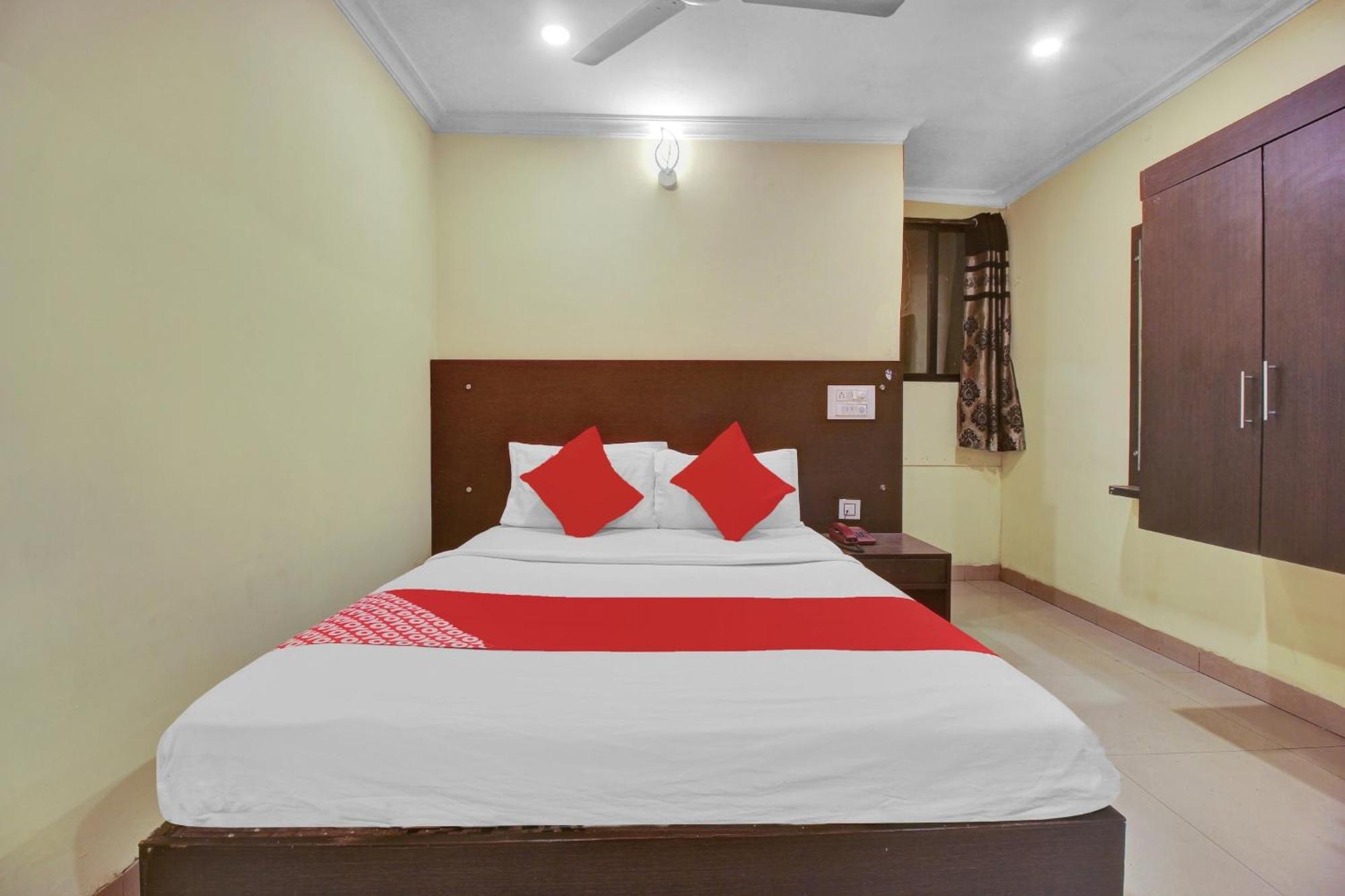 Hotel O Happy Rooms Hyderabad Bagian luar foto