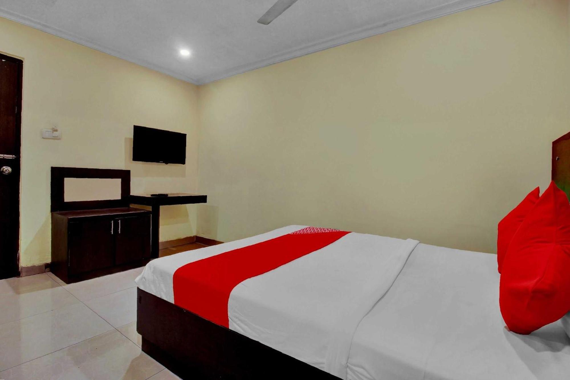 Hotel O Happy Rooms Hyderabad Bagian luar foto